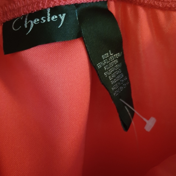 Strapless Dress. - Picture 4 of 4